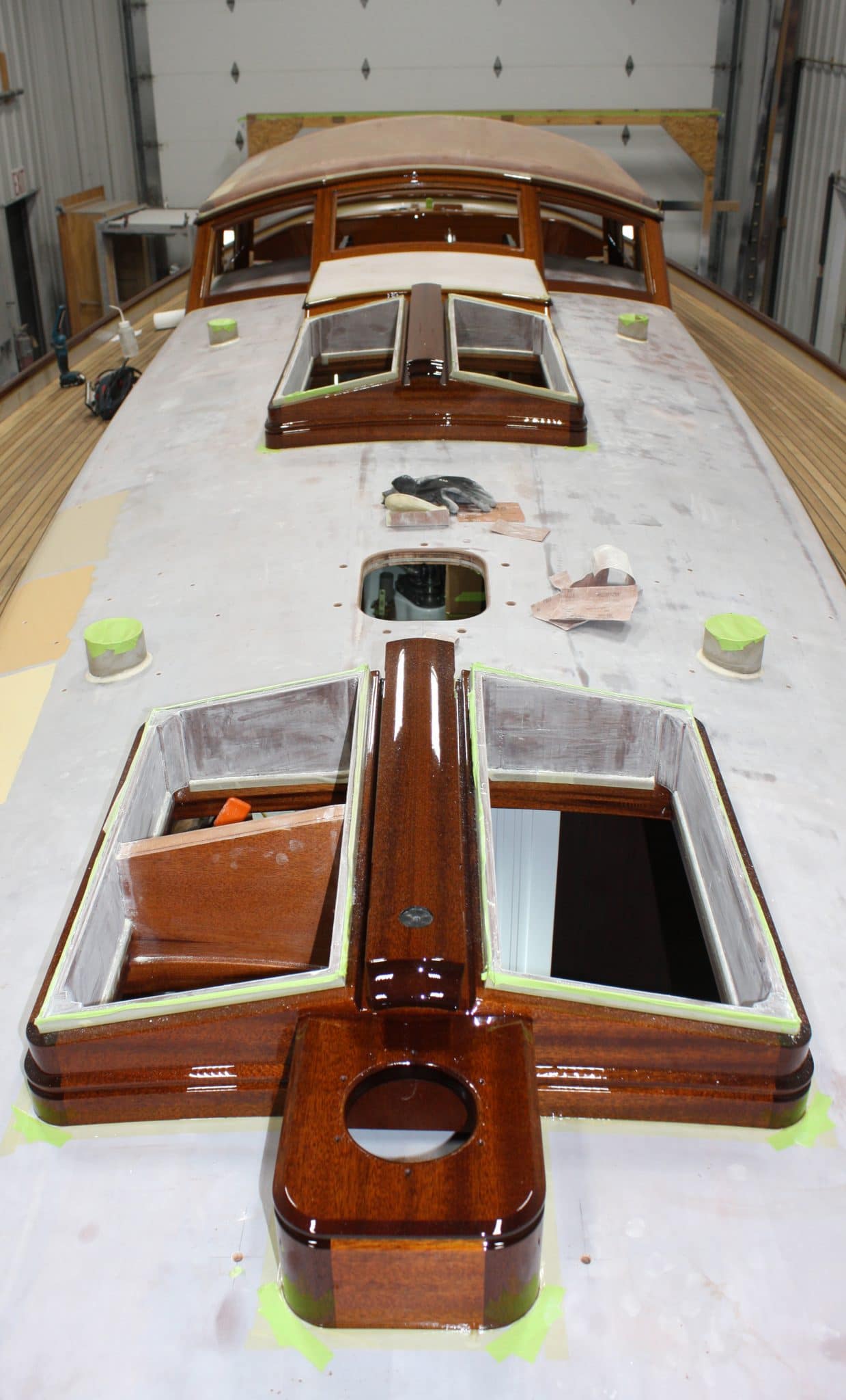 Cabin hatches being installed on Italmas